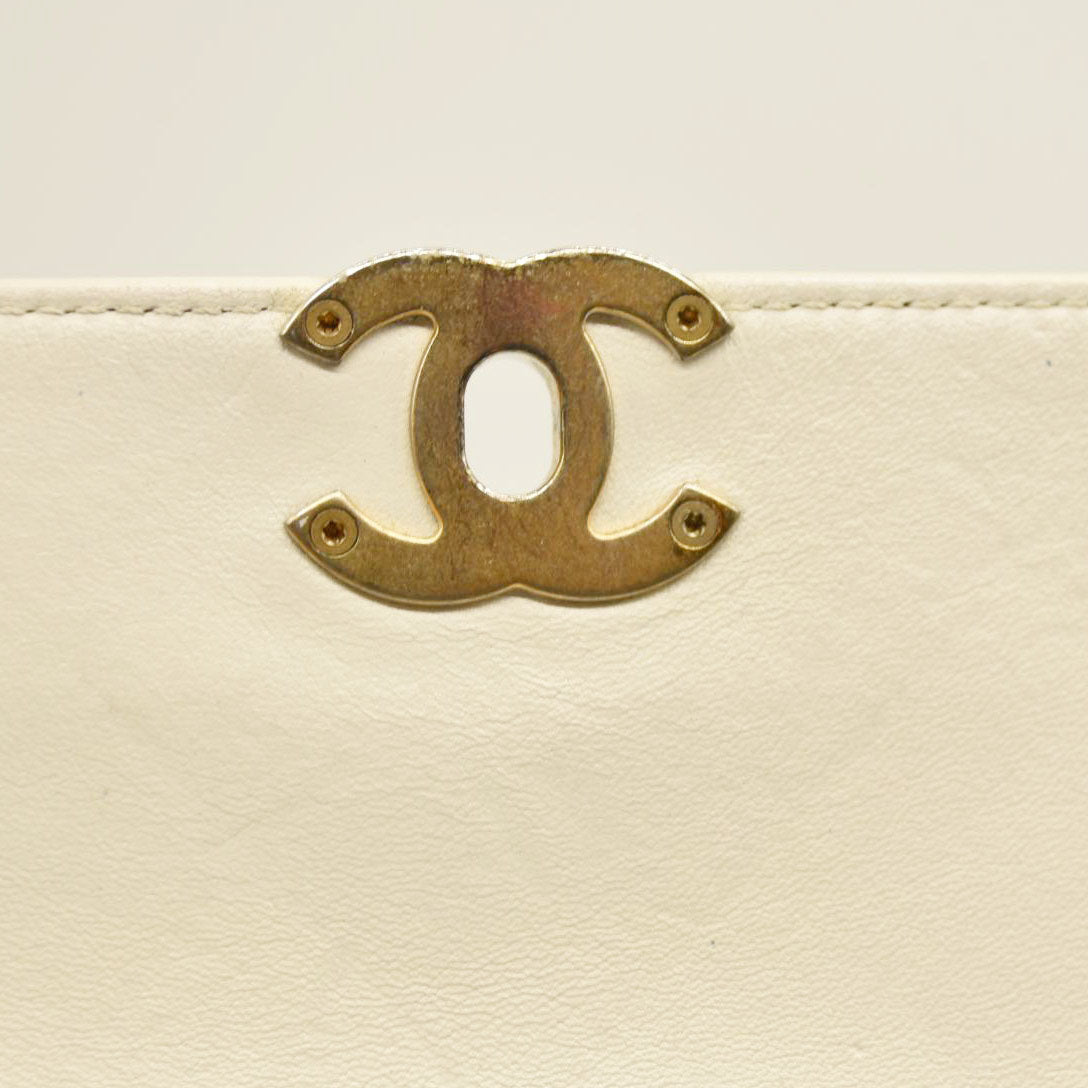 Chanel  Lambskin Quilted Coco Luxe Top Handle Flap  25*