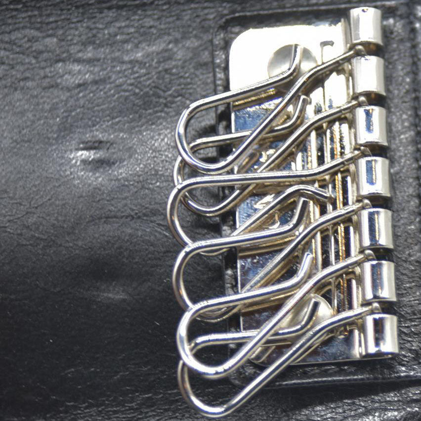 FENDI Logo Plate Canvas 6 Ring Key Case Black/2BG4571