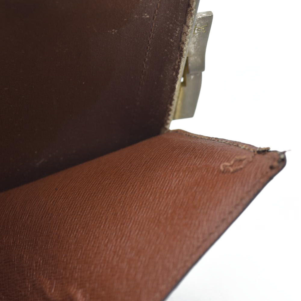 $720 Louis Vuitton 1999 LV Monogram French Purse