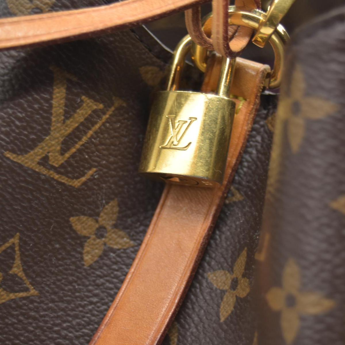 $2690 2015 Louis Vuitton Monogram Montaigne GM SD5105