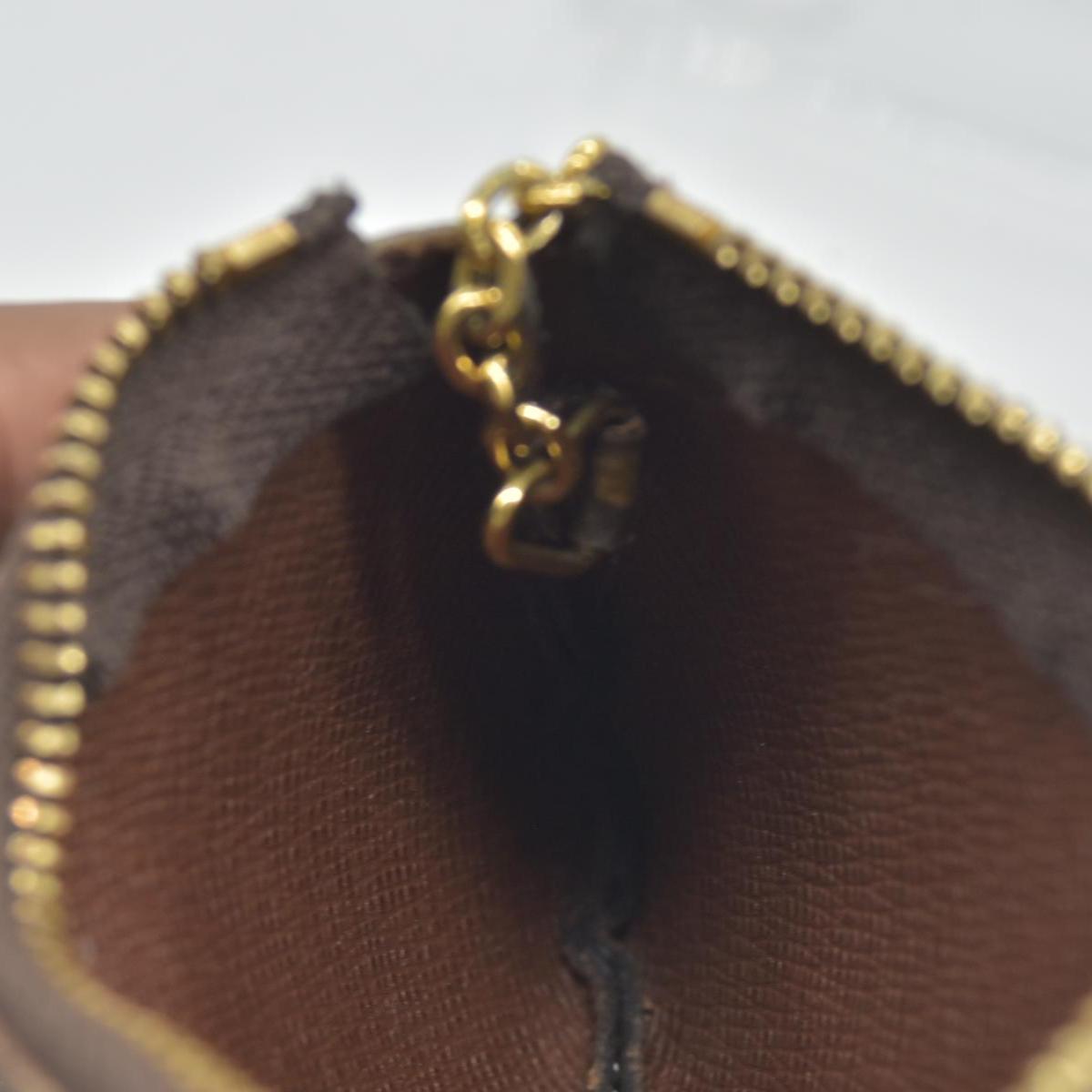 $345 Louis Vuitton Monogram Key Pouch CONSIGNMENT CT3179
