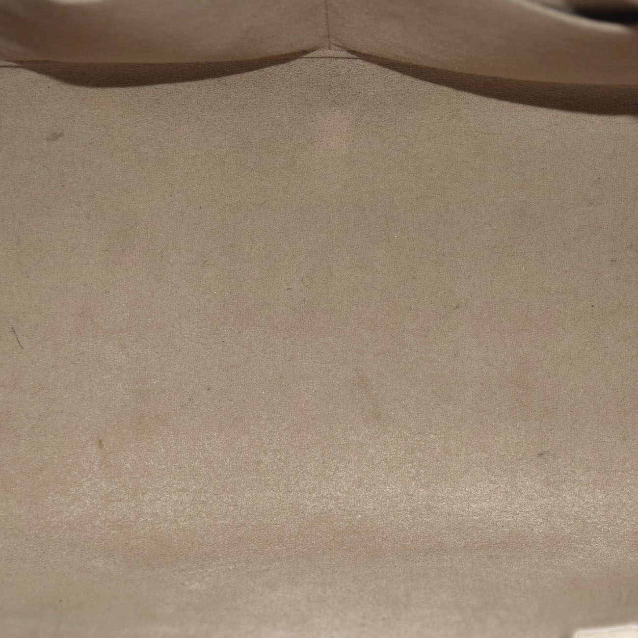 Louis Vuitton  Empreinte Monogram Giant Onthego MM Tourterelle RFID