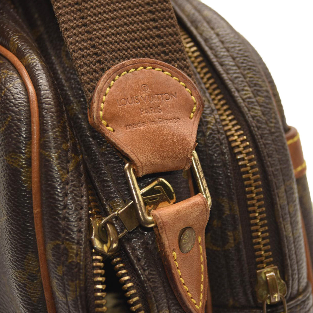 LOUIS VUITTON Monogram Reporter PM