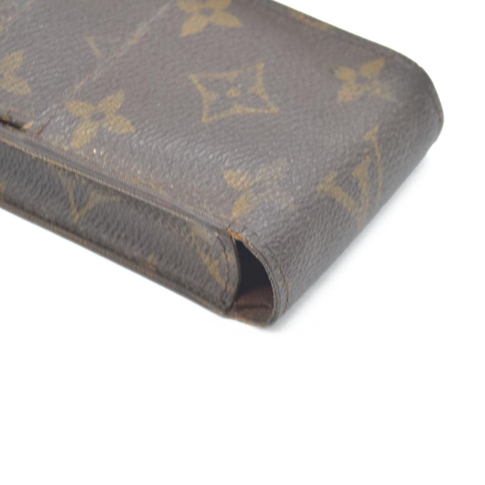 $295 Louis Vuitton Vintage Smoke Case Monogram CT1015