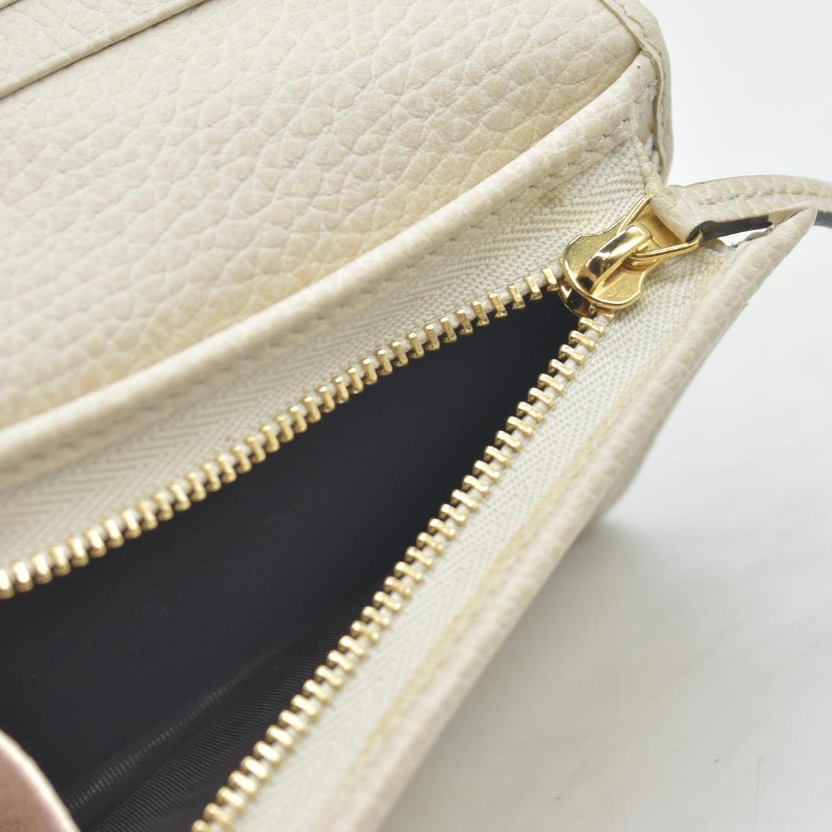 $520 Gucci Pebbled Calfskin GG Marmont Card Case White