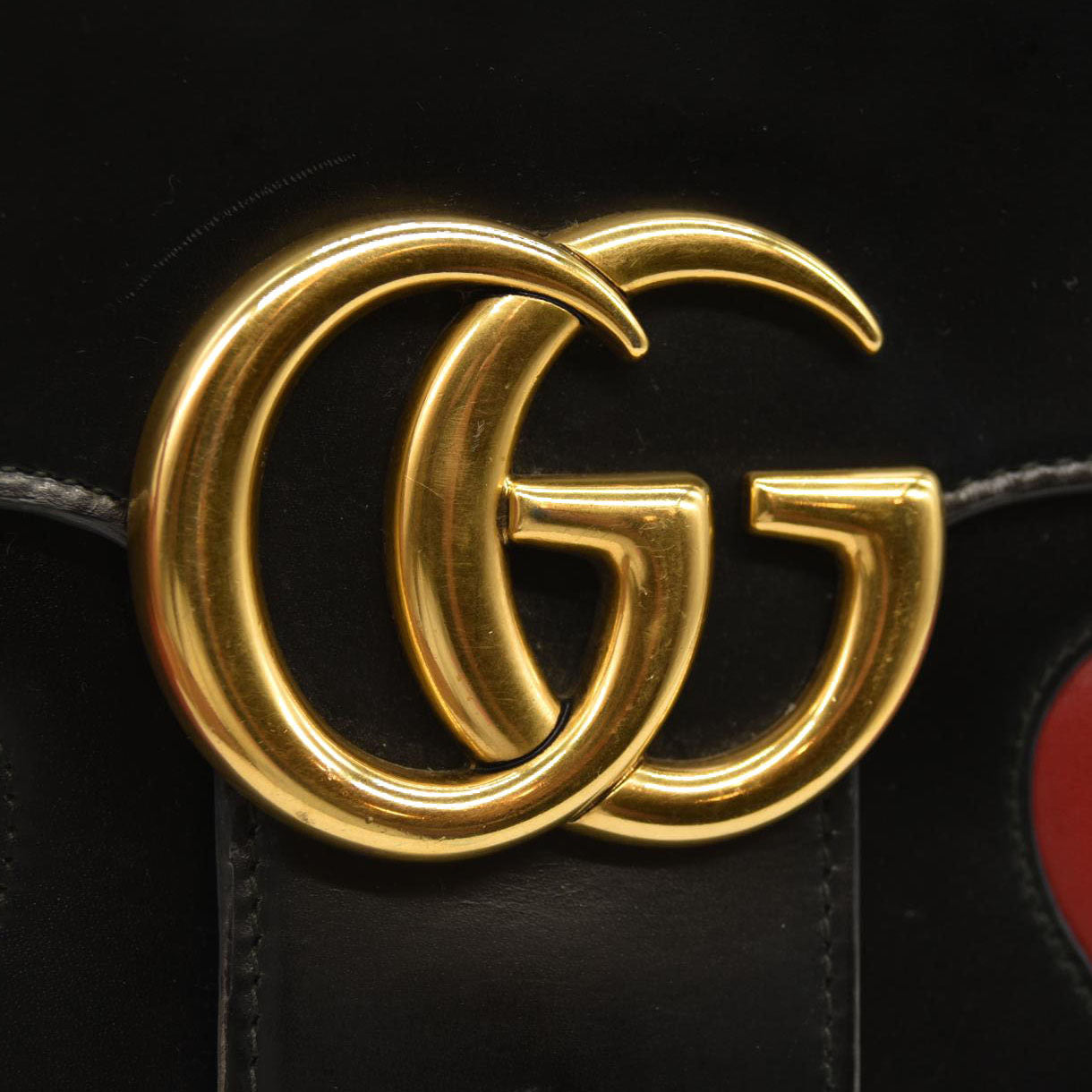 Gucci  Knight Calfskin Malaga Kid Heart Medium GG Marmont Chain Handle Bag Black Hibiscus Red Multicolor
