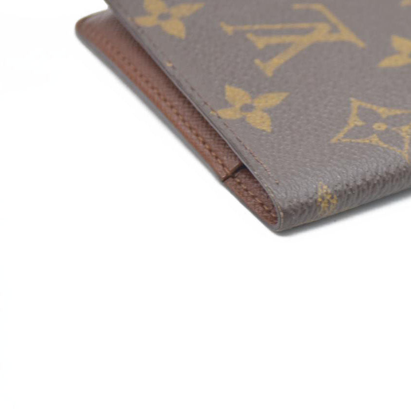Louis Vuitton  Monogram Passport Cover NM MI1004