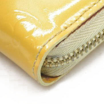 $490 Louis Vuitton Monogram Vernis Patent Leather Broom Zip Around Wallet MI0999