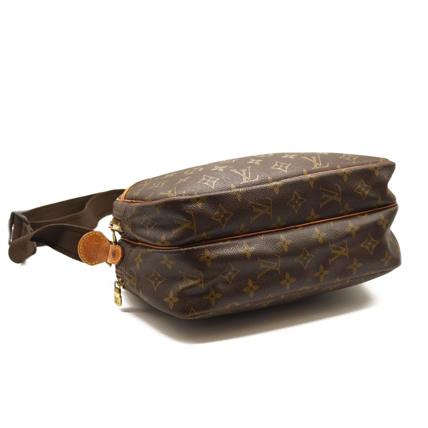 LOUIS VUITTON Monogram Reporter PM