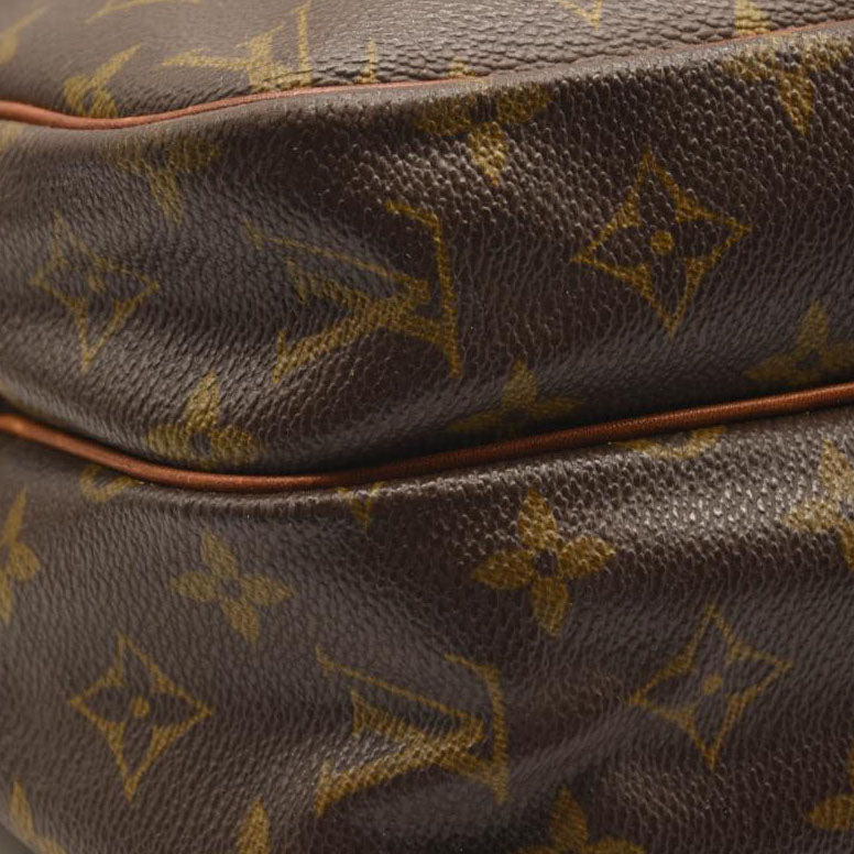 LOUIS VUITTON Monogram Reporter PM