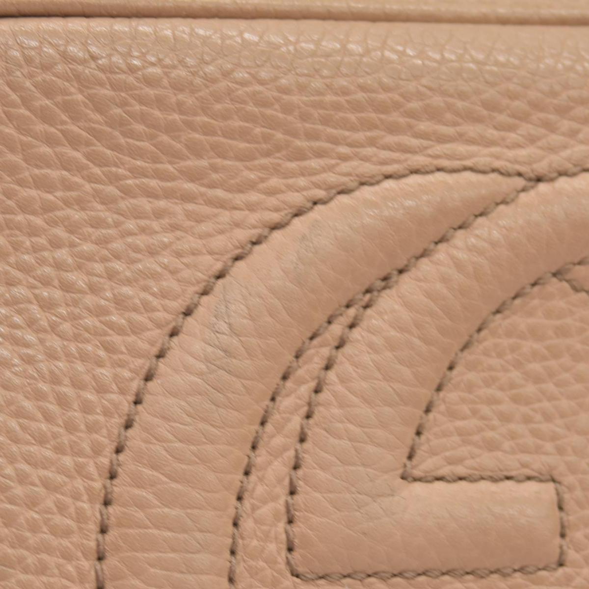$1490 Gucci Interlocking G Soho Disco Beige