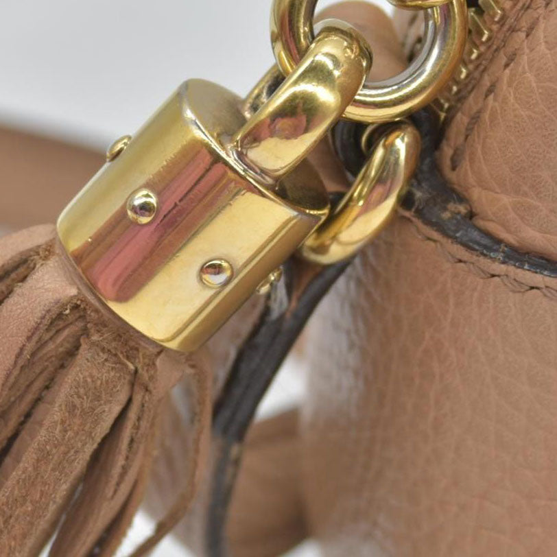 $1490 Gucci Interlocking G Soho Disco Beige