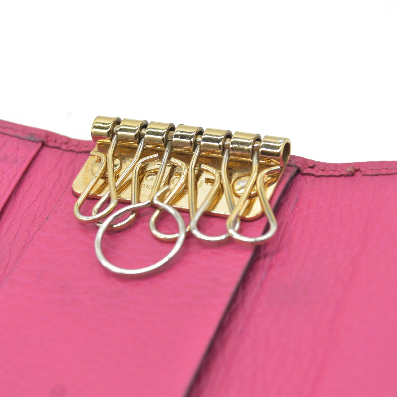 $450 GUCCI GG Marmont Leather 6 Ring Key Case