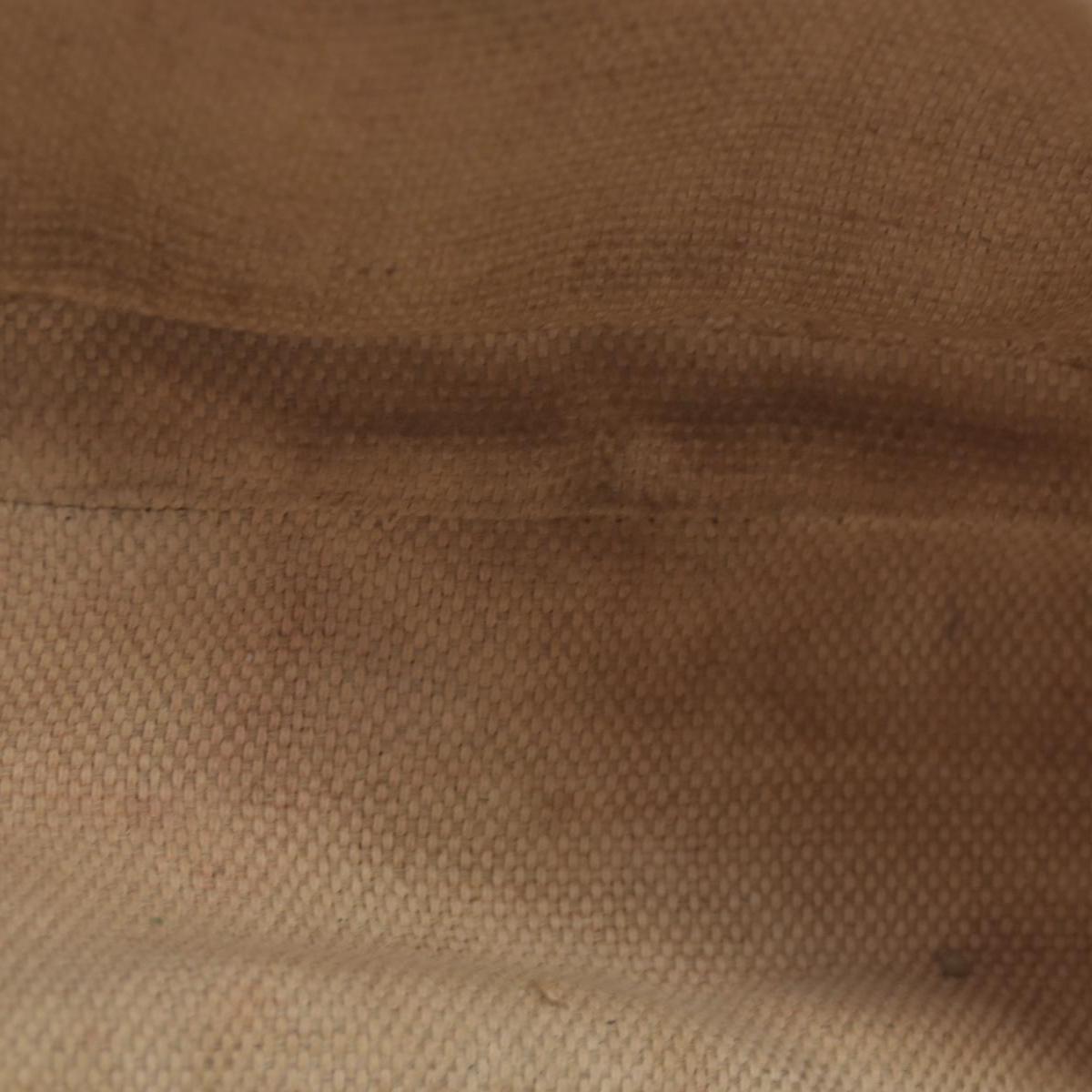 $1490 Gucci Interlocking G Soho Disco Beige