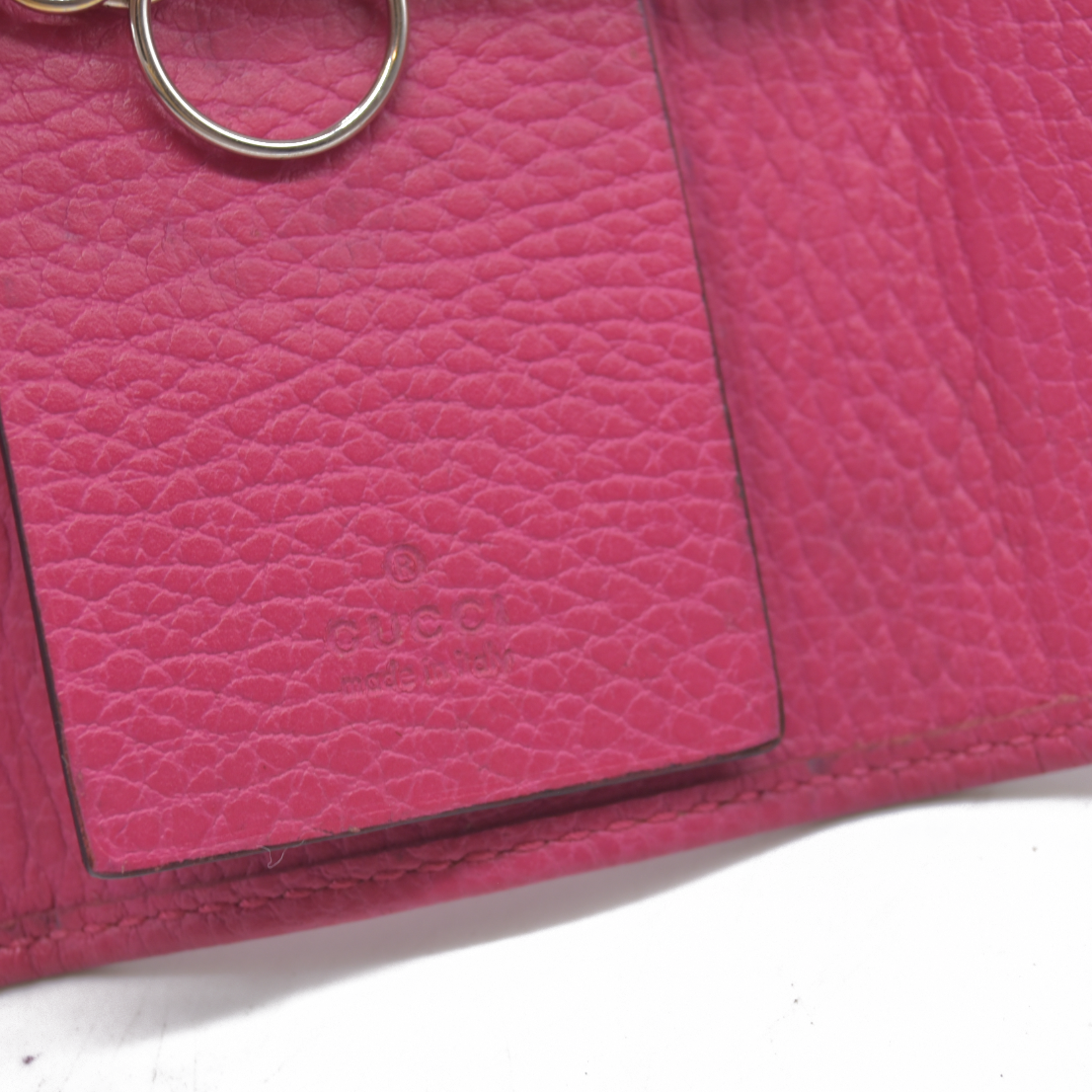 $450 GUCCI GG Marmont Leather 6 Ring Key Case