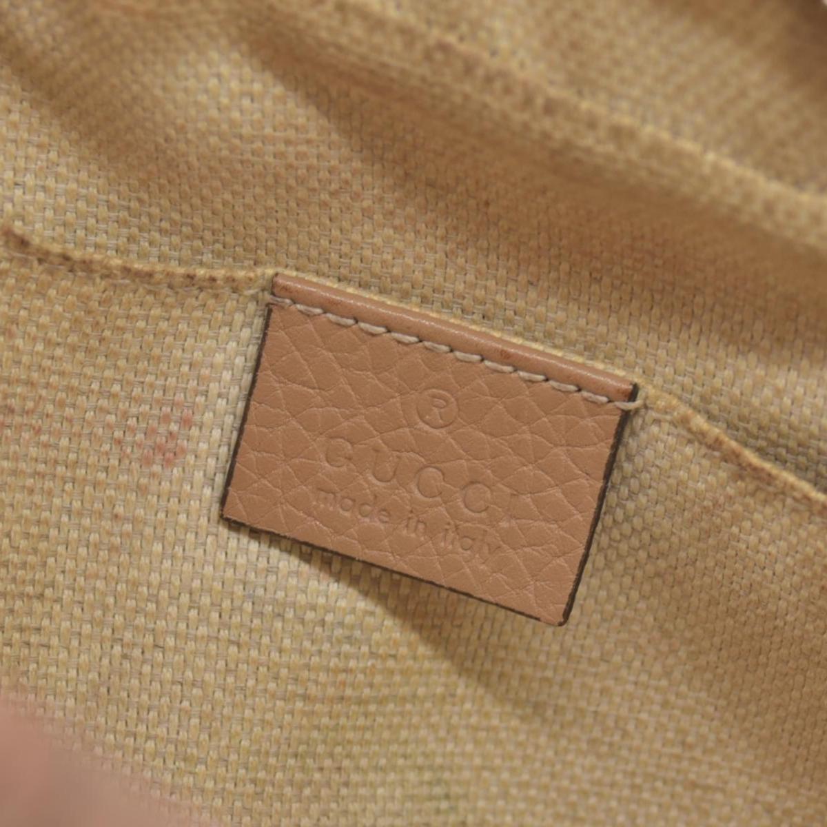 $1490 Gucci Interlocking G Soho Disco Beige