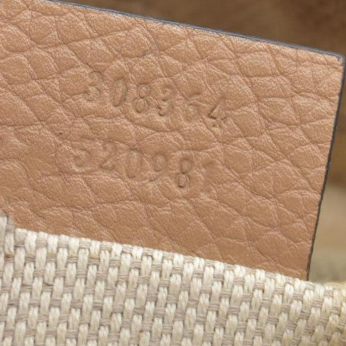 $1490 Gucci Interlocking G Soho Disco Beige