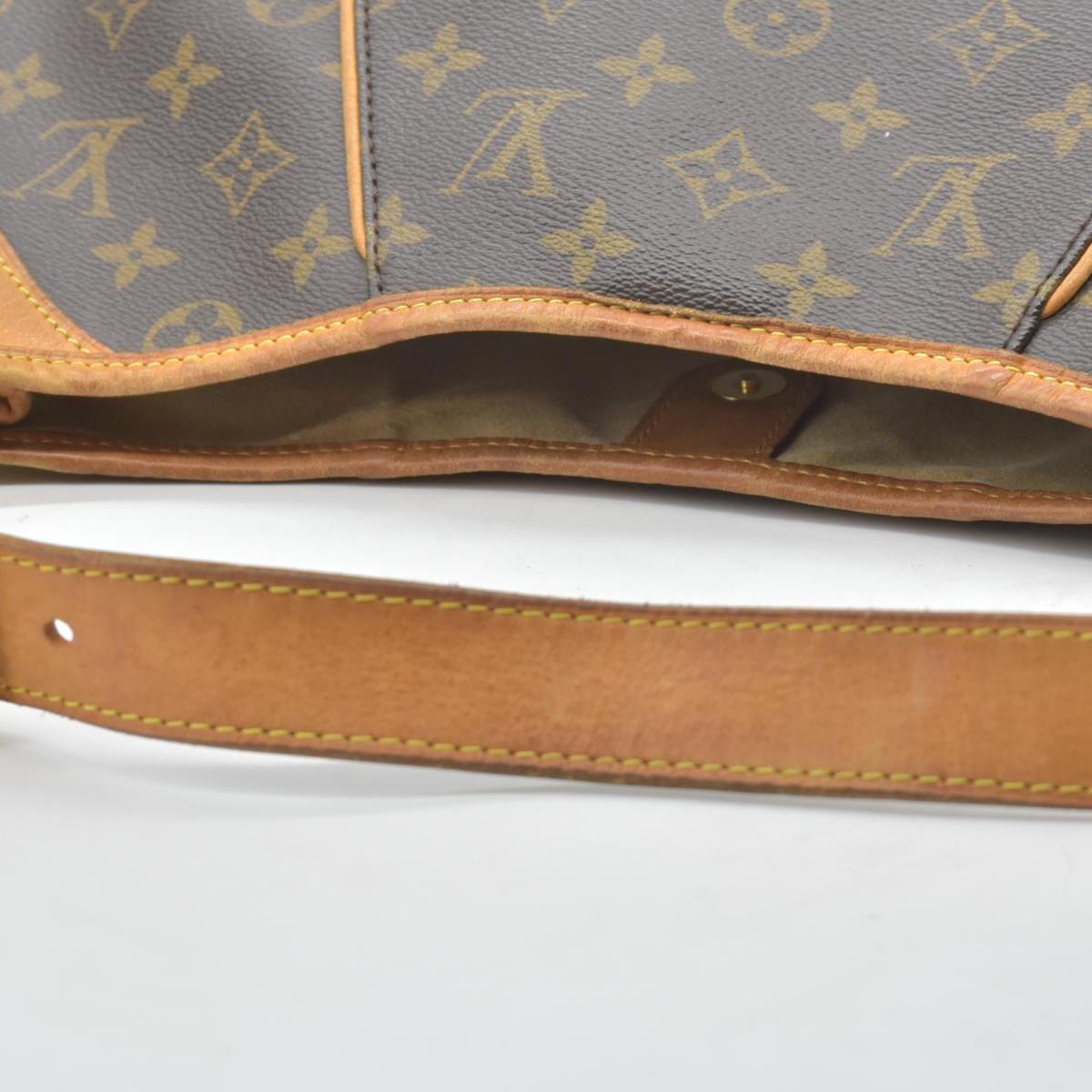$1800 2008 Louis Vuitton Galliera PM Monogram MI1088