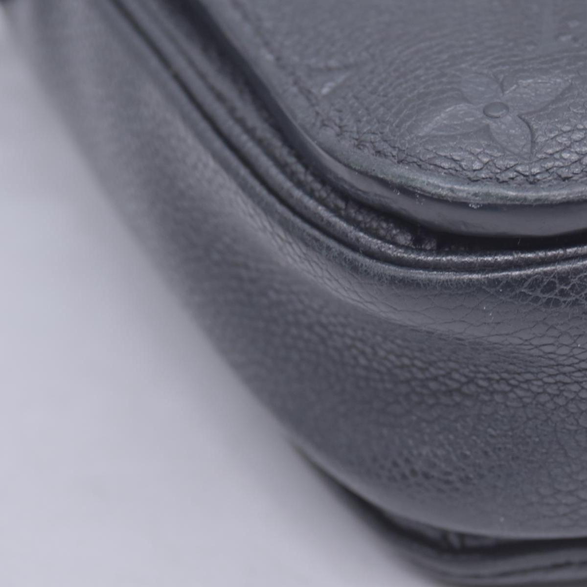 $3100 Louis Vuitton Empreinte Pochette Metis Black RFID