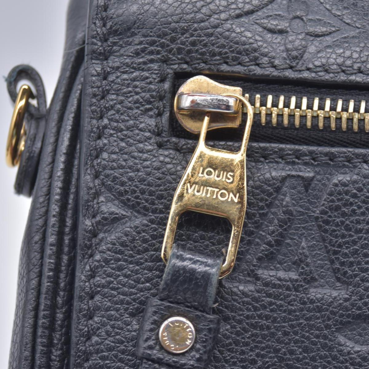 $3100 Louis Vuitton Empreinte Pochette Metis Black RFID