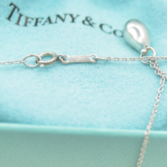 $360 Tiffany & Co Elsa Peretti Teardrop Pendant Sterling Silver