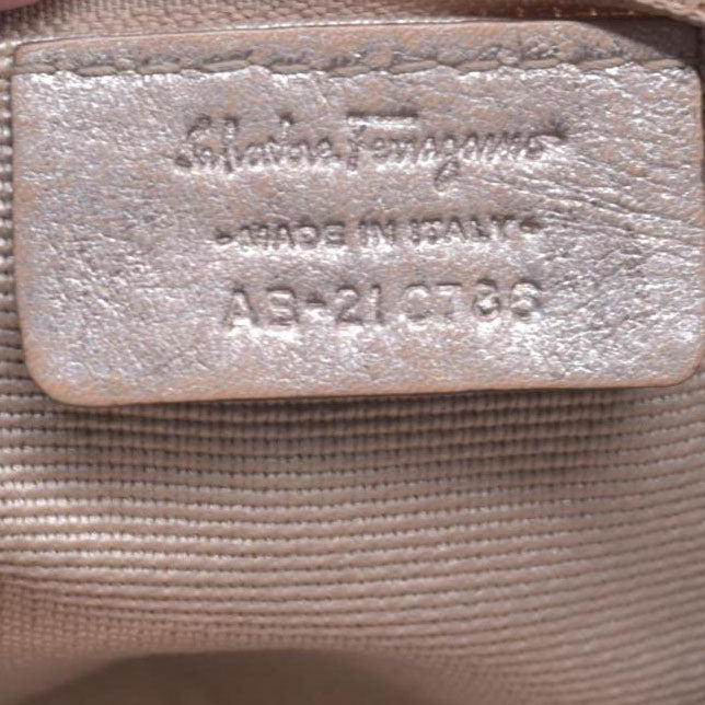 $950 Salvatore Ferragamo Vara Leather Hand Bag Gold 10021032
