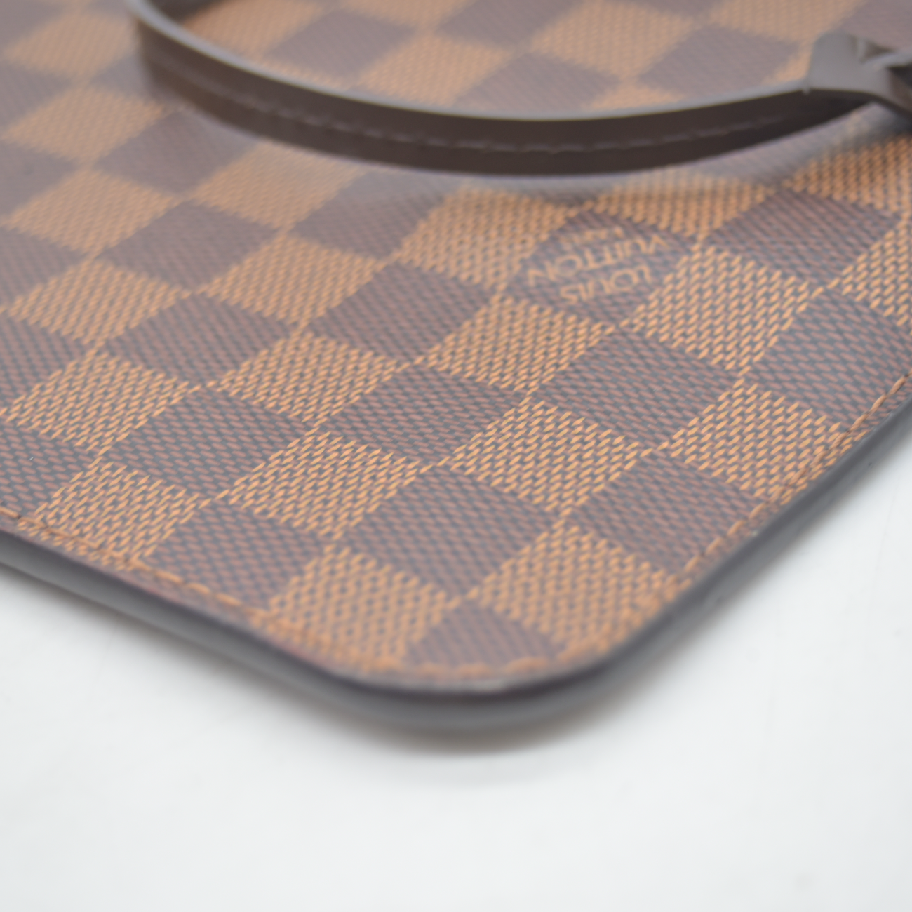 $600 2017 Louis Vuitton Damier Ebene Neverfull MM Pochette Cherry Red Interior GI3187