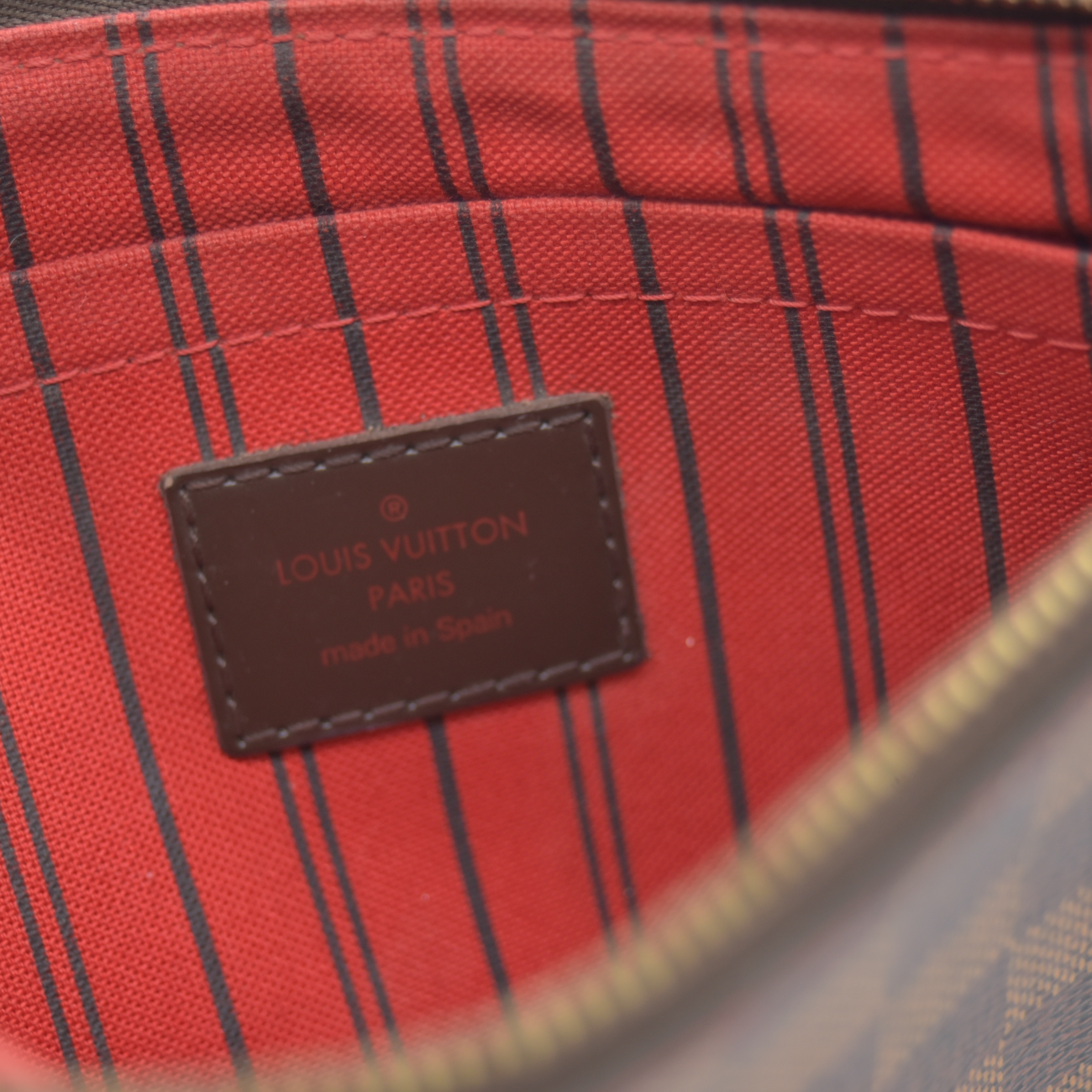 $600 2017 Louis Vuitton Damier Ebene Neverfull MM Pochette Cherry Red Interior GI3187