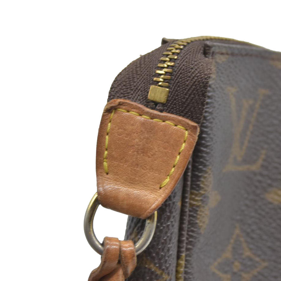 AUCTION $1290 Louis Vuitton Monogram Pochette Accessories CA0030