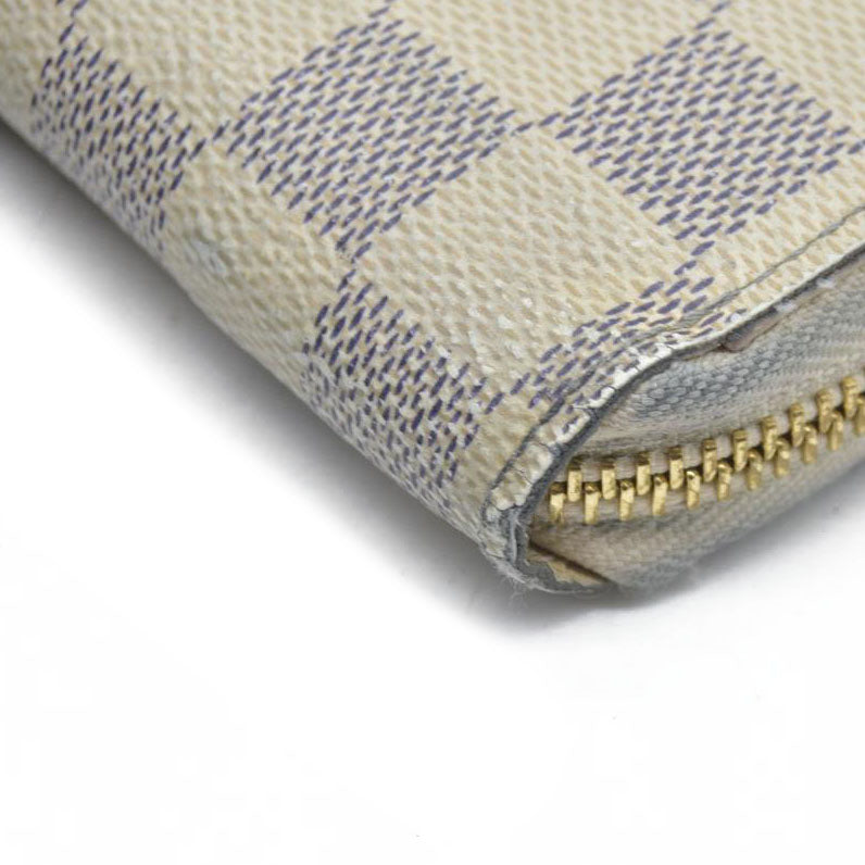 $895 Louis Vuitton  Damier Azur Zippy Wallet SD3196