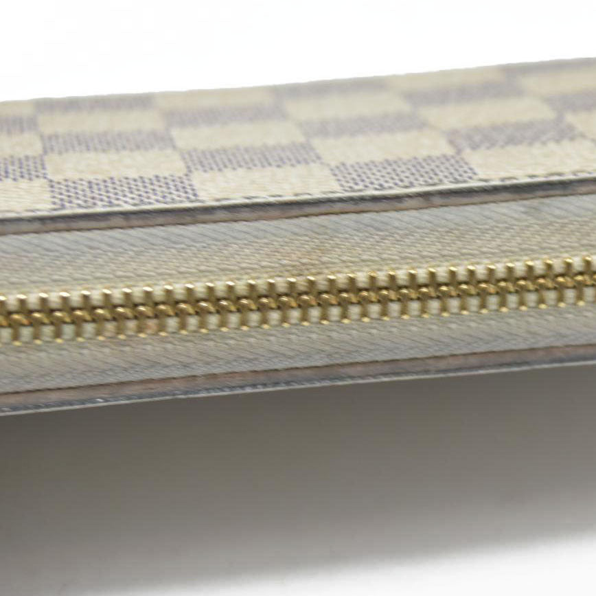 $895 Louis Vuitton  Damier Azur Zippy Wallet SD3196