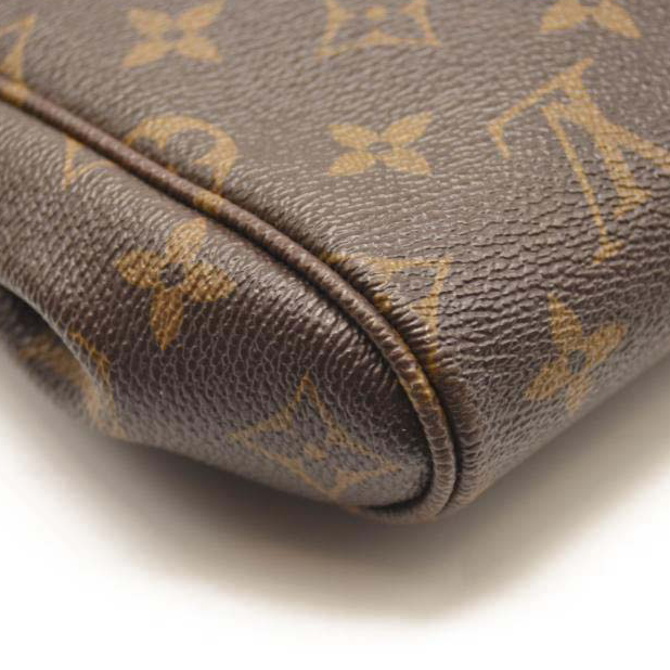 LOUIS VUITTON Monogram Favorite MM 2012