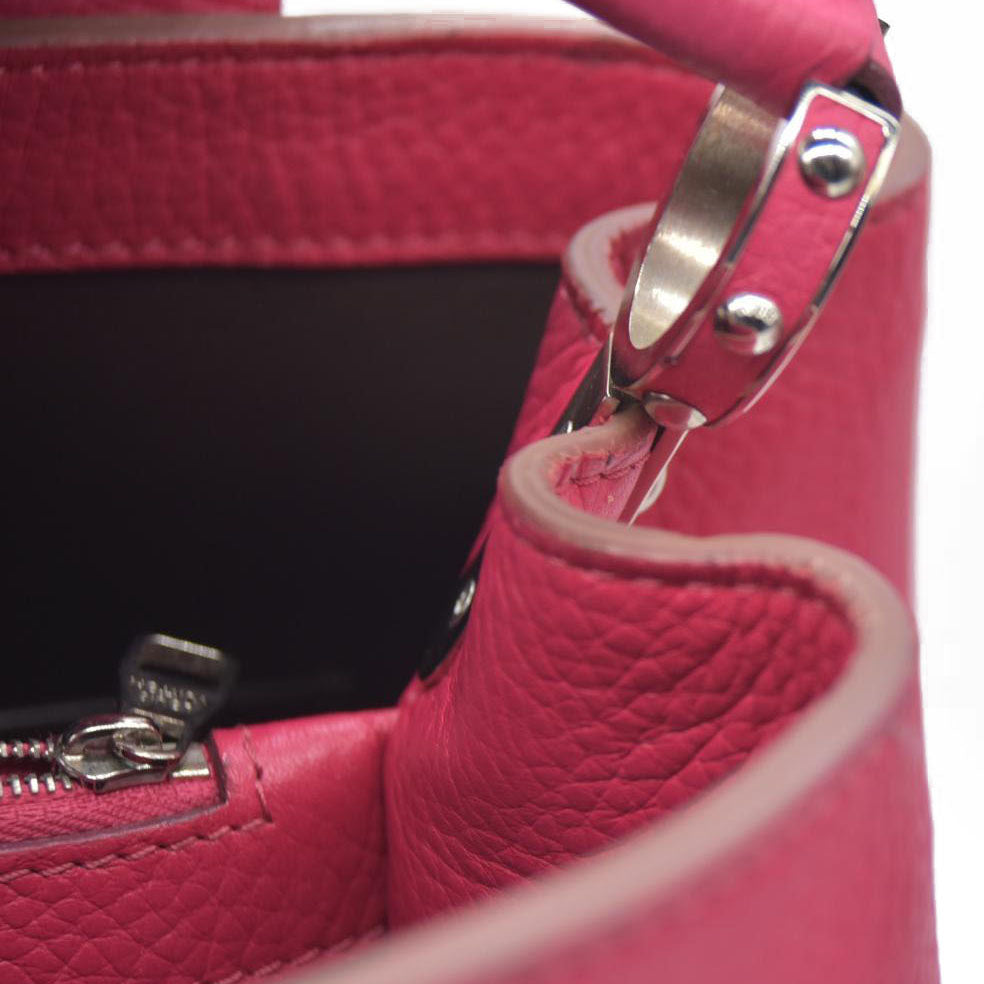 Louis Vuitton  Taurillon Capucines MM Fuchsia