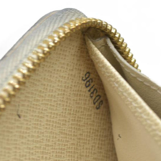 $895 Louis Vuitton  Damier Azur Zippy Wallet SD3196