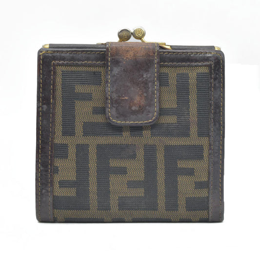 $395 Fendi Vintage Kiss Lock French Wallet