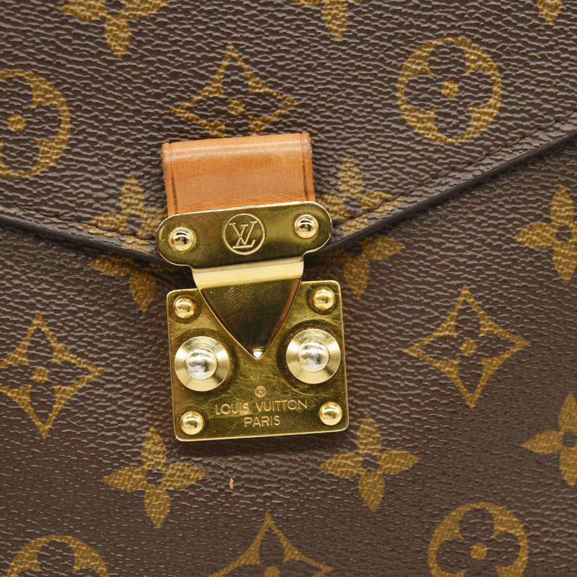 LOUIS VUITTON Monogram Pochette Metis SR3176