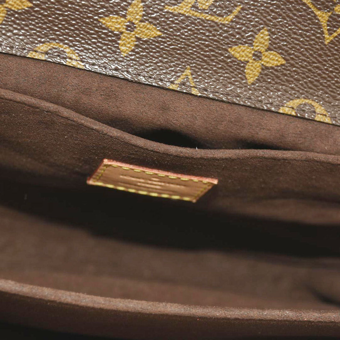 LOUIS VUITTON Monogram Pochette Metis SR3176