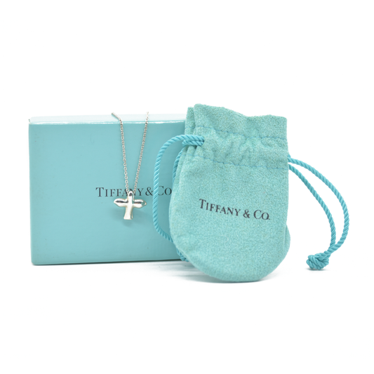 $360 Tiffany & CO Sterling Silver Elsa Peretti Mini Dove Necklace