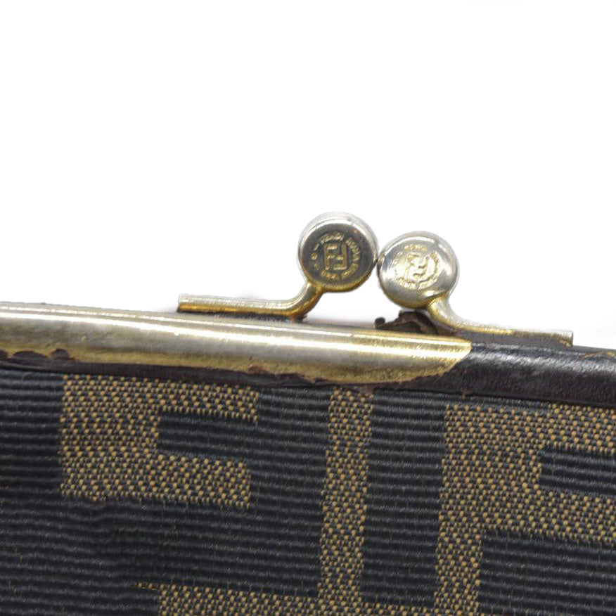 $395 Fendi Vintage Kiss Lock French Wallet