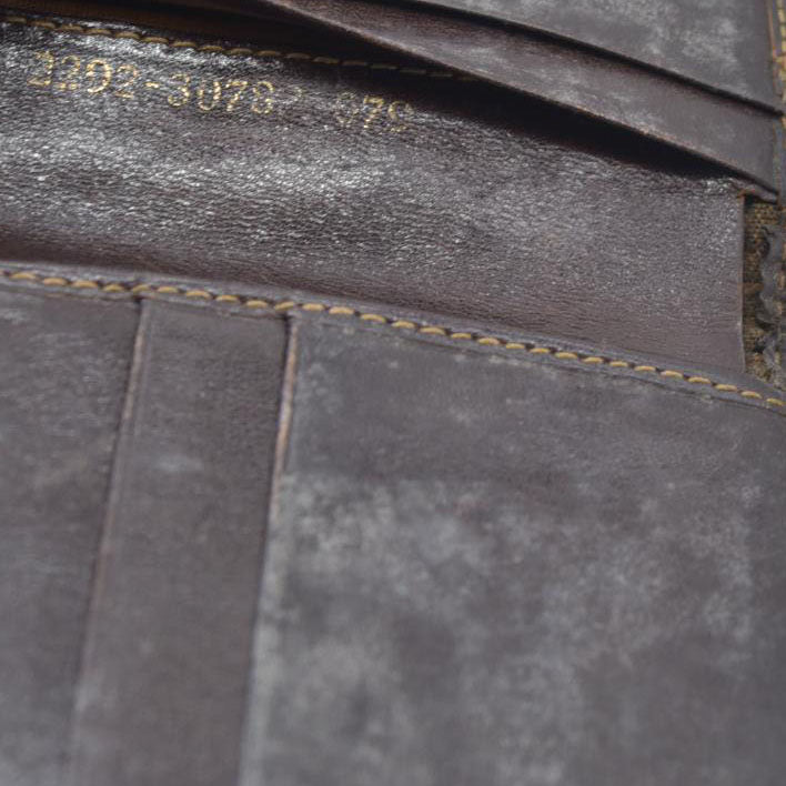 $395 Fendi Vintage Kiss Lock French Wallet