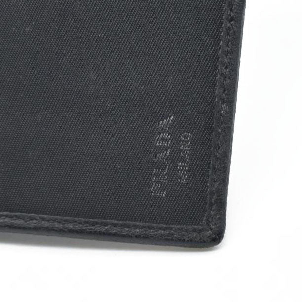 $650 Prada Saffiano Cuir Leather Wallet