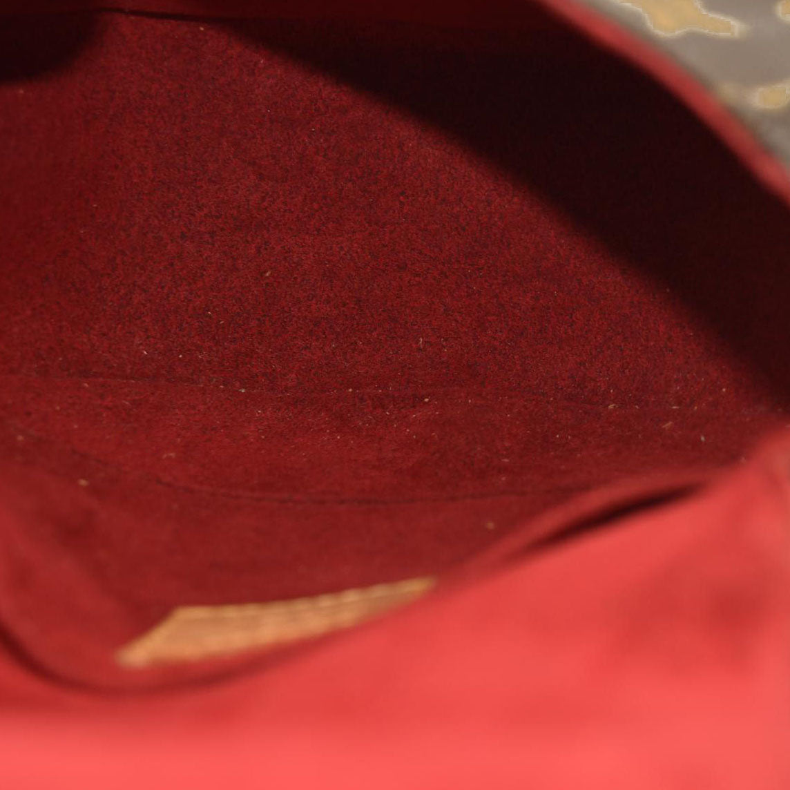 Louis Vuitton  Monogram Tambourin VI0054