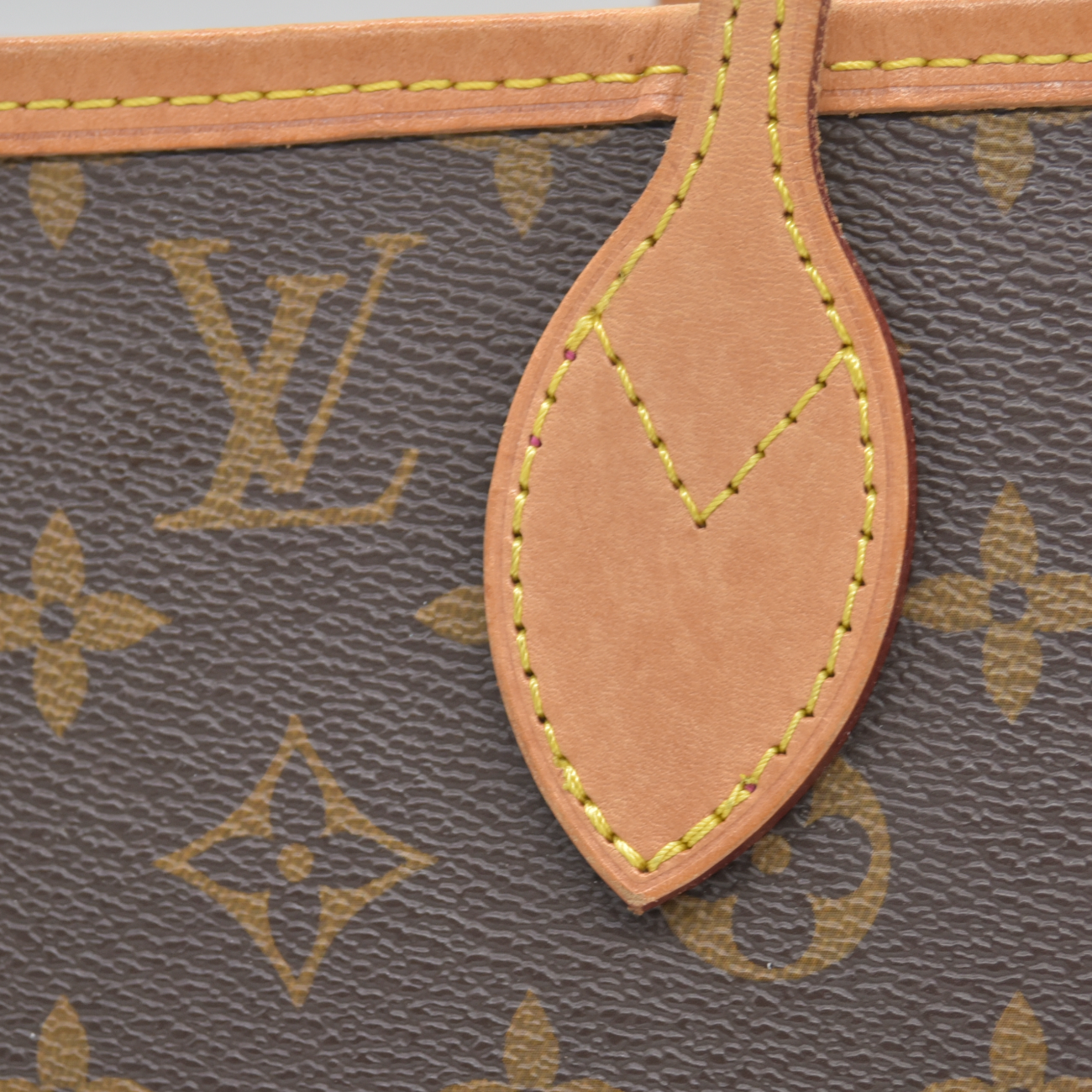 $2170 RFID Louis Vuitton Monogram Neo Neverfull MM Pivoine