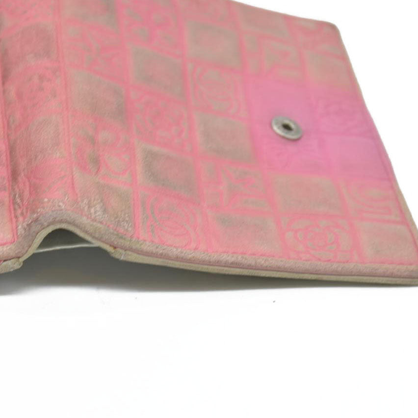 Chanel icon line Bi-fold Wallet With Silver Metal Lambskin Light Pink