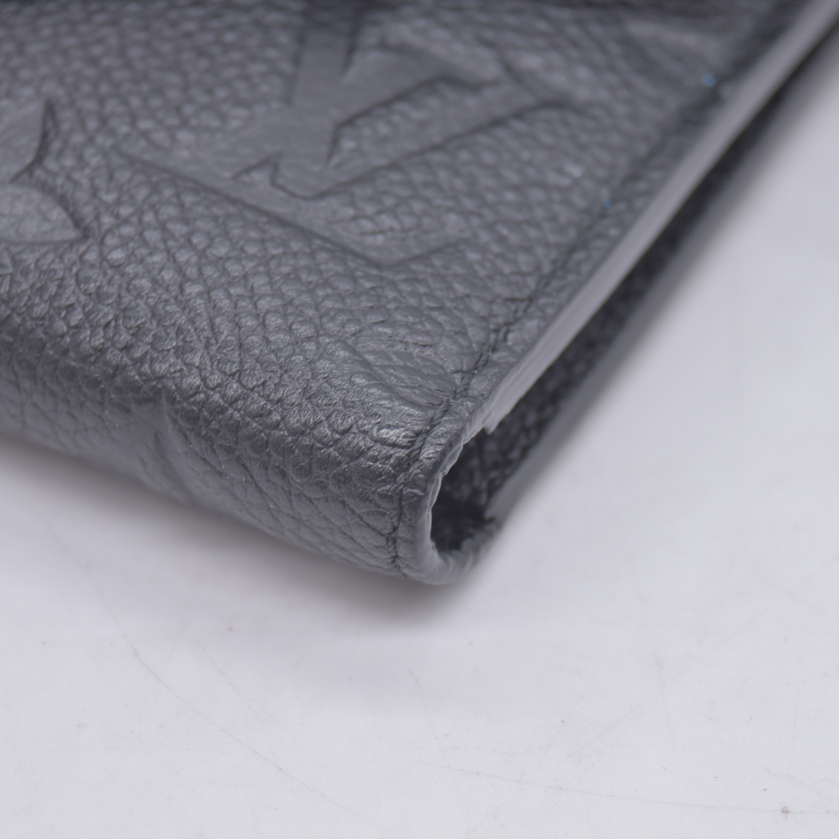 $780 RFID Louis Vuitton Empreinte Victorine Wallet Black