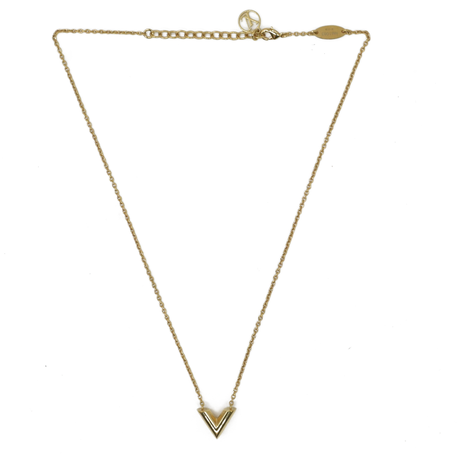 2018 Louis Vuitton Essential V Gold Tone Pendant Necklace LE1118