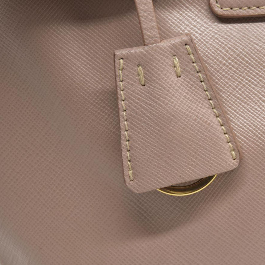 AUCTION $4500  Prada  Saffiano Medium Galleria Double Zip Tote Cammeo