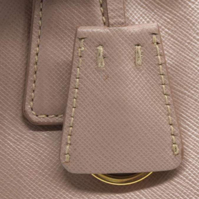 AUCTION $4500  Prada  Saffiano Medium Galleria Double Zip Tote Cammeo