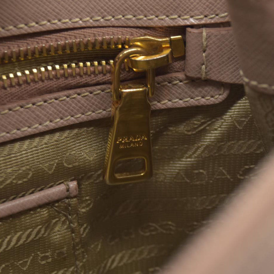 AUCTION $4500  Prada  Saffiano Medium Galleria Double Zip Tote Cammeo