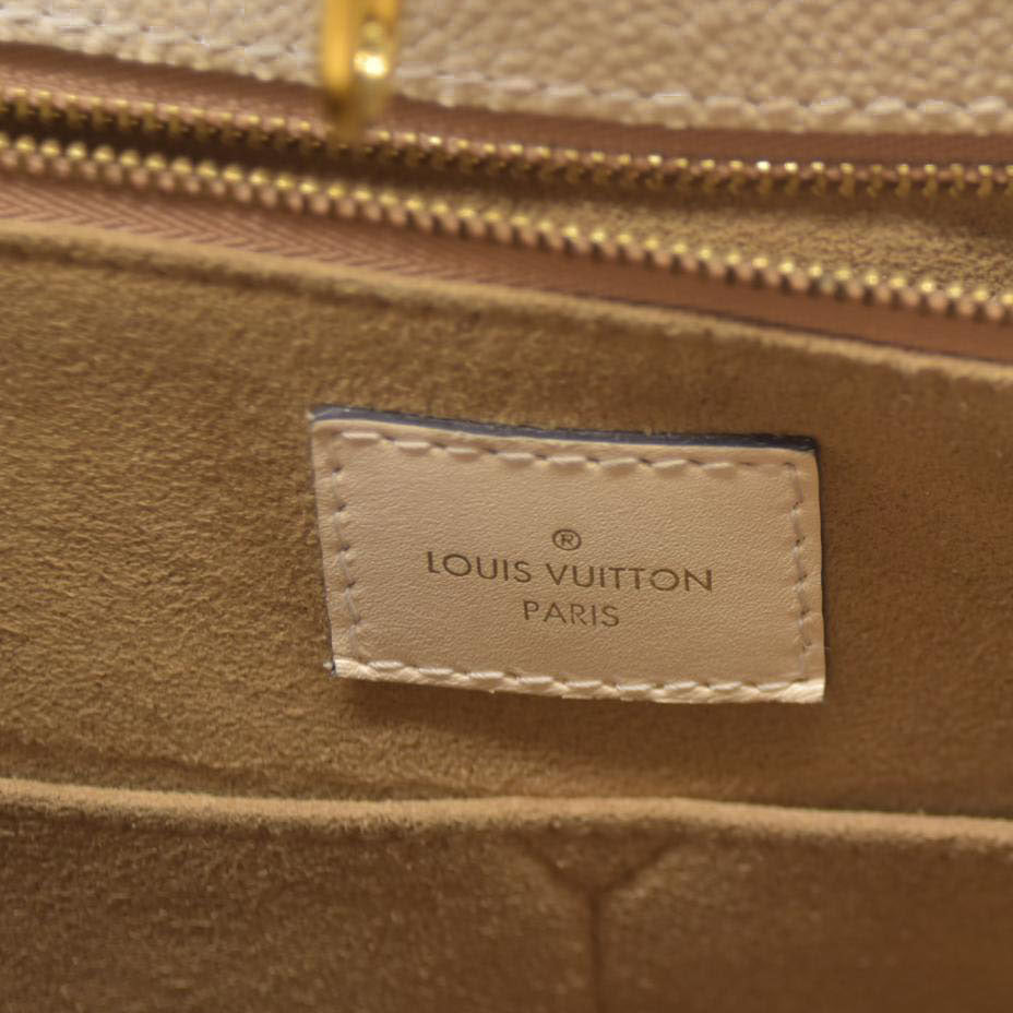Louis Vuitton  Empreinte Monogram Giant Onthego GM Creme